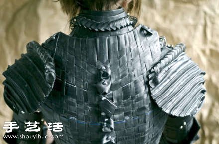 自行車內(nèi)胎DIY制作的堅固柔韌橡膠鎧甲 - www.fasang.cn