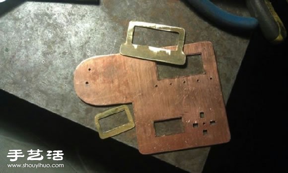 DIY手工制作蒸氣朋克風的酷炫手表 - www.fasang.cn