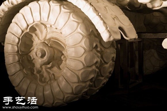 印度藝術家DIY的史前怪獸汽車模型 - www.fasang.cn