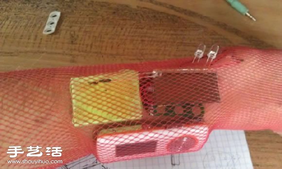 DIY手工制作蒸氣朋克風的酷炫手表 - www.fasang.cn