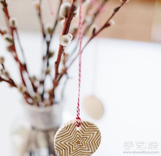 超輕粘土DIY手工制作清新吊墜教程 - www.fasang.cn