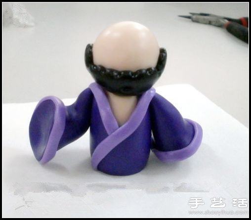 粘土手工制作憨厚沙僧沙師弟圖解教程 - www.fasang.cn