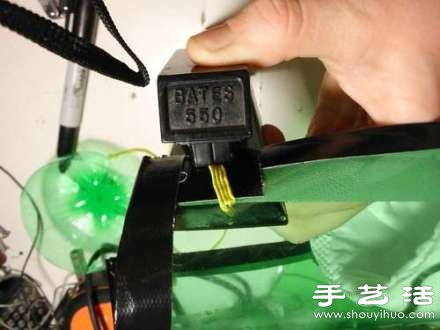 大瓶可樂瓶/雪碧瓶廢物利用制作防毒面具 - www.fasang.cn