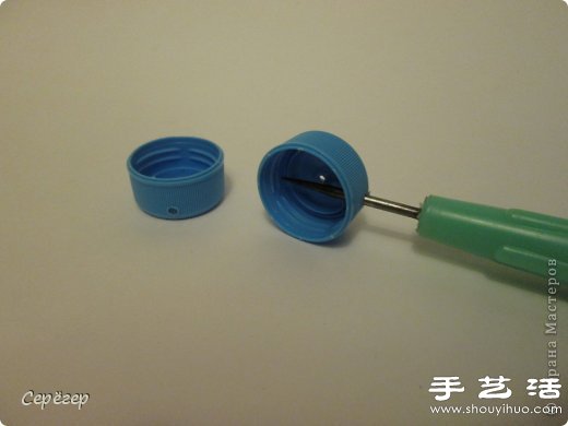 塑料瓶蓋變廢為寶手工制作機械戰警玩具 - www.fasang.cn