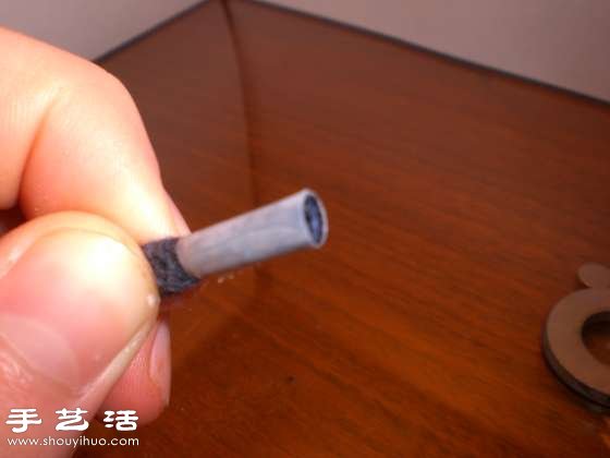 白熾燈泡廢物利用DIY制作浪漫小油燈 - www.fasang.cn