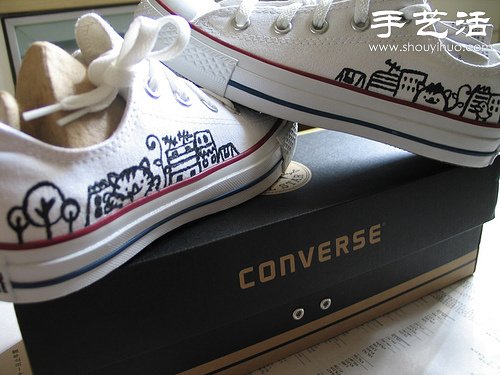 白色帆布鞋手工改造教程 - www.fasang.cn