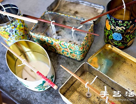 鐵罐廢物利用手工制作漂亮復古蠟燭/燭臺 - www.fasang.cn
