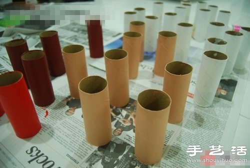 卷紙筒變廢為寶DIY制作卡通小人壁飾 - www.fasang.cn
