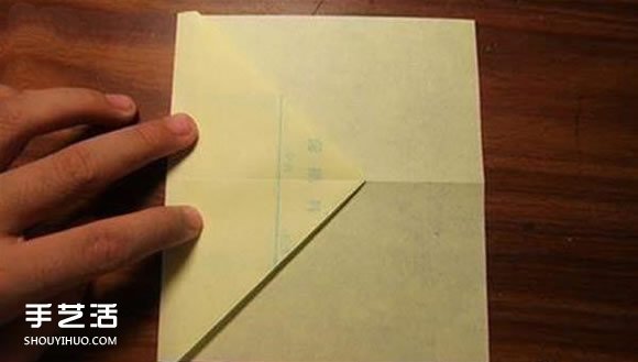 最穩(wěn)定的飛機(jī)折紙圖解 飛得平穩(wěn)的飛機(jī)的折法 - www.fasang.cn