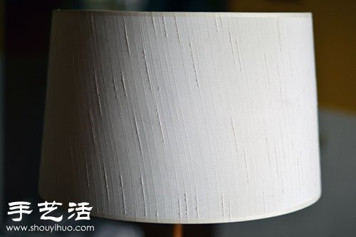 毛線舊物改造 DIY暖暖田園風臺燈 - www.fasang.cn