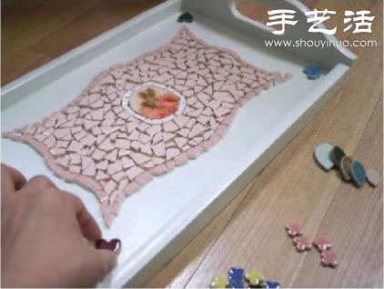 瓷磚碎片廢物利用改造舊托盤 - www.fasang.cn