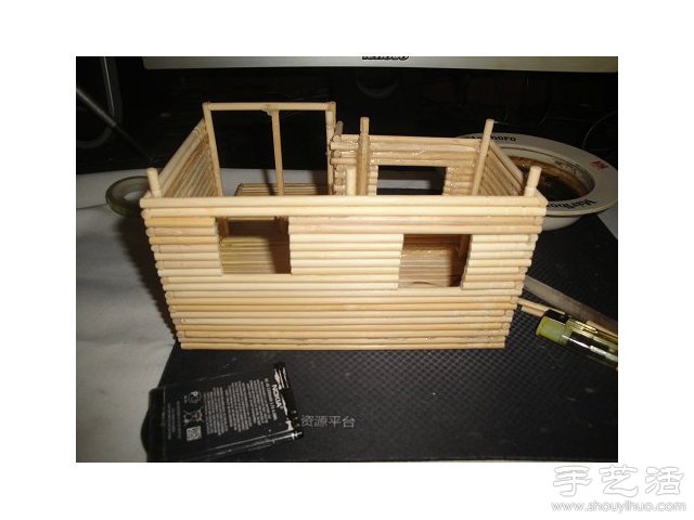 一次性筷子變廢為寶 手工制作小木屋模型 - www.fasang.cn