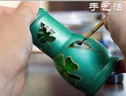 玻璃瓶變廢為寶手工制作精致花瓶 - www.fasang.cn