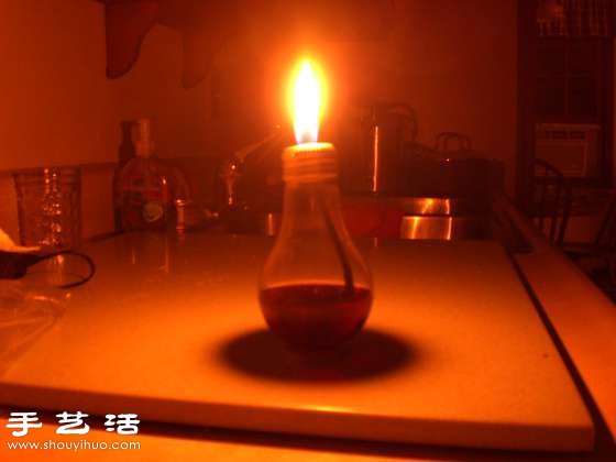 白熾燈泡廢物利用DIY制作浪漫小油燈 - www.fasang.cn