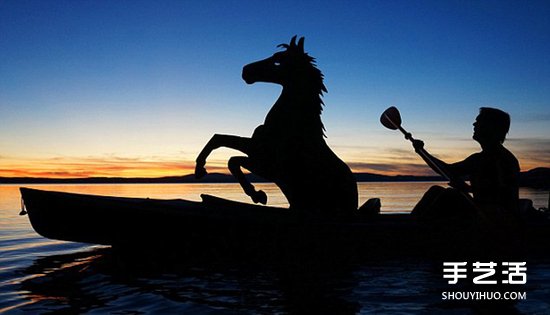 瓦楞紙板加夕陽 創(chuàng)造出趣味十足的剪影效果 - www.fasang.cn