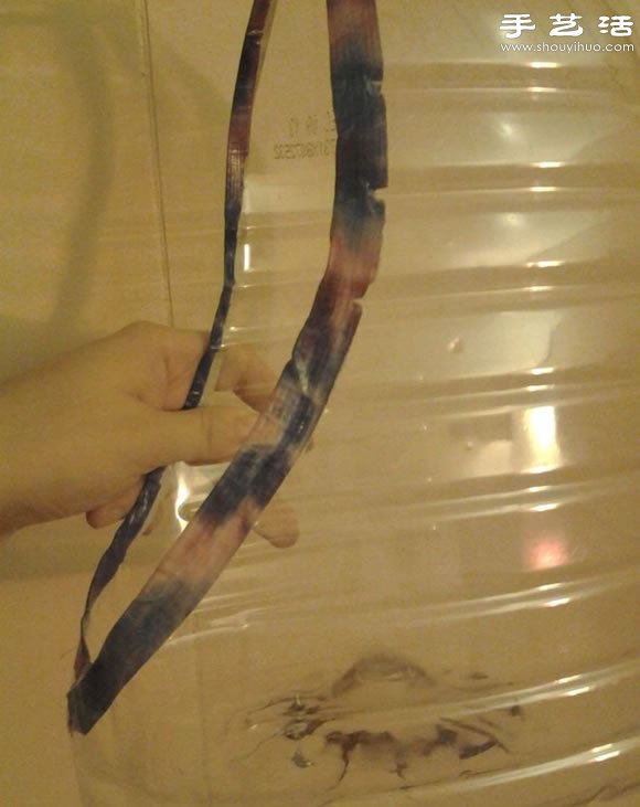 塑料油瓶手工DIY制作自行車把手防風罩 - www.fasang.cn