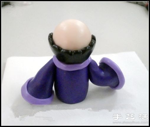 粘土手工制作憨厚沙僧沙師弟圖解教程 - www.fasang.cn