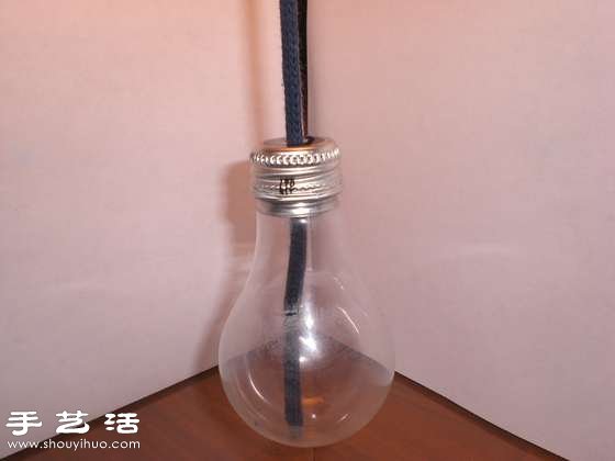 白熾燈泡廢物利用DIY制作浪漫小油燈 - www.fasang.cn